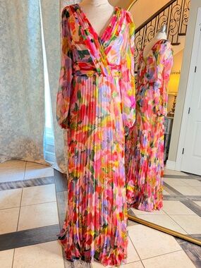 Betsy & Adam Pink Multi Floral Pleated Maxi Dress